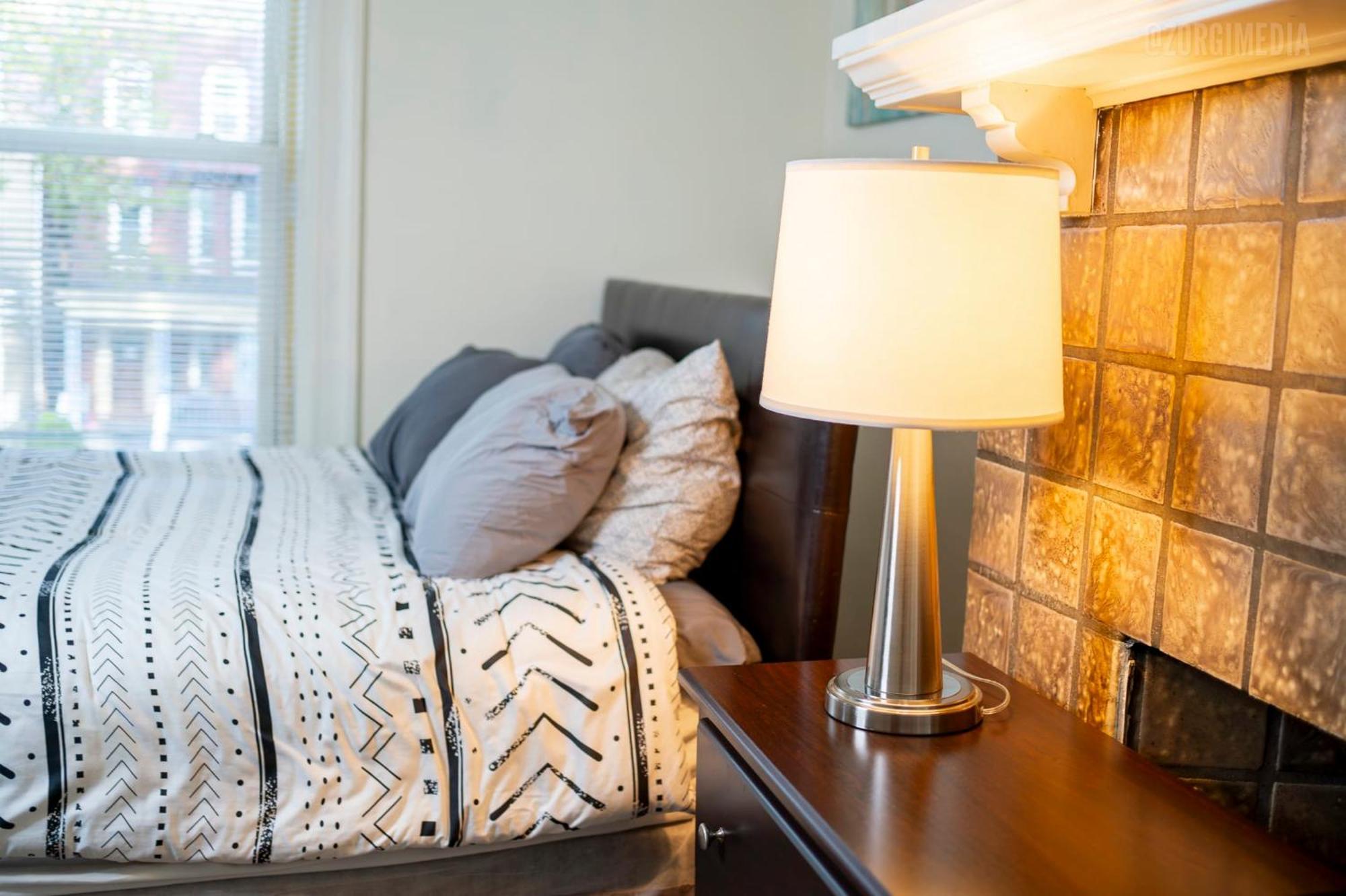 Stylish Apt - 2 Queen Bed - Easy Hospital Access Pittsburgh Eksteriør billede