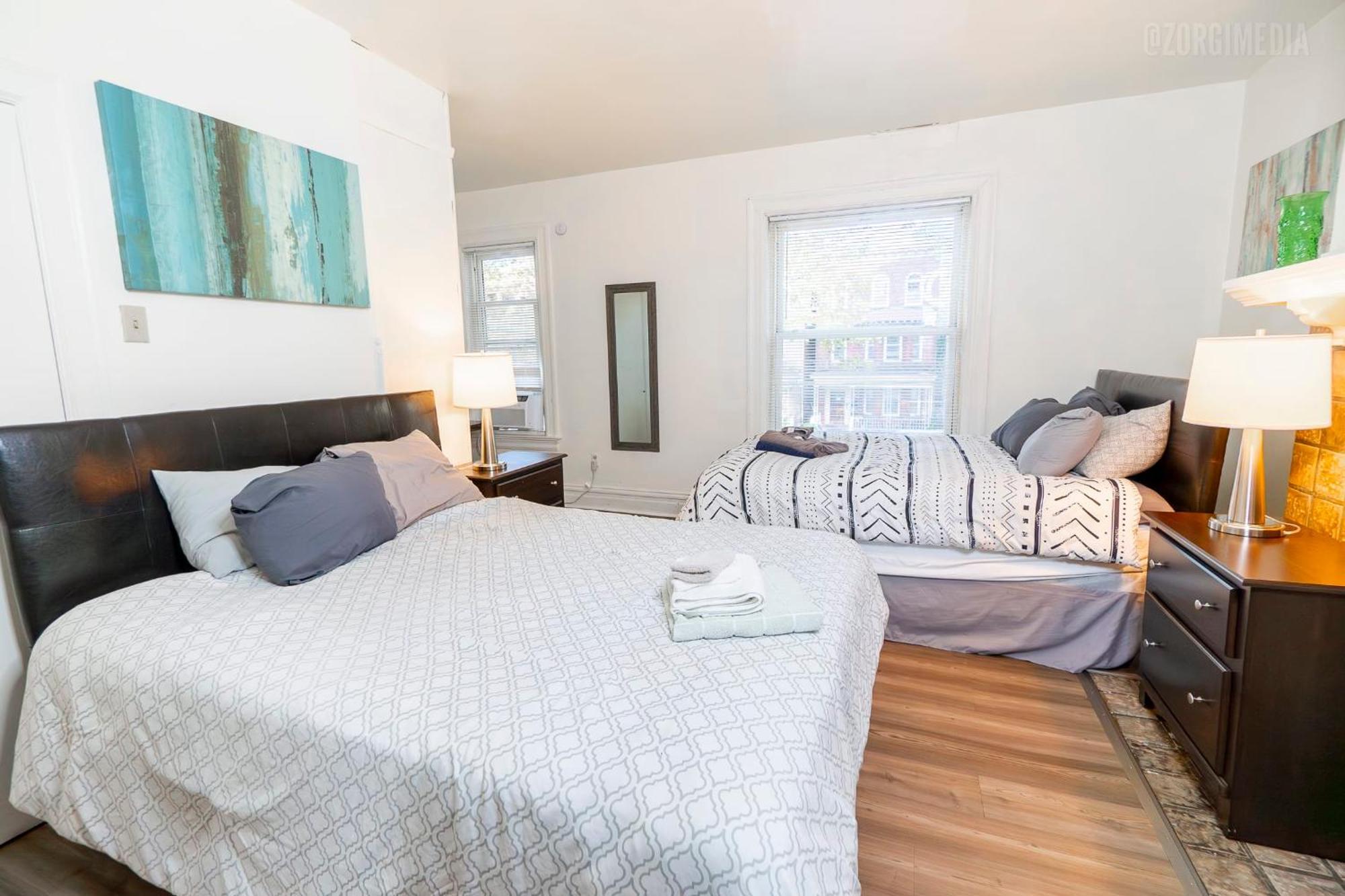 Stylish Apt - 2 Queen Bed - Easy Hospital Access Pittsburgh Eksteriør billede